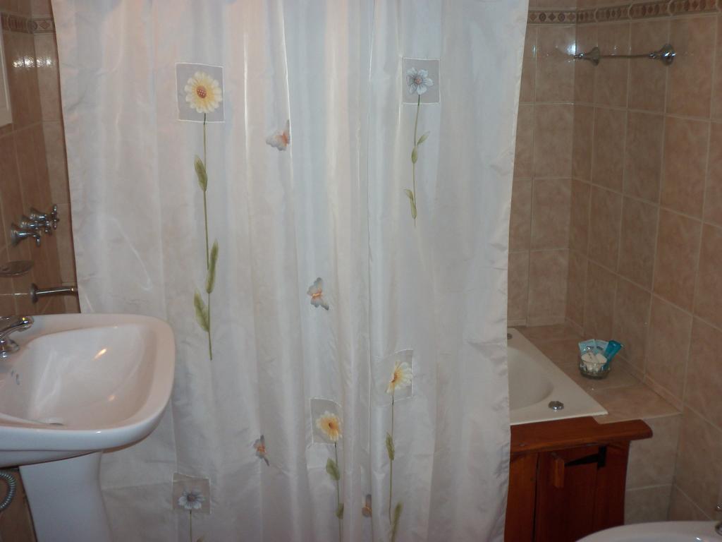 Cabanas El Dominador La Falda Chambre photo